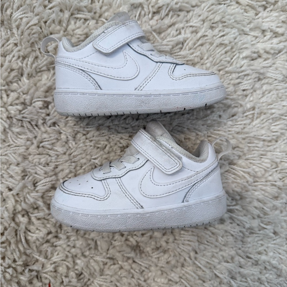 Nike Toddler White Hook-and-Loop Sneakers